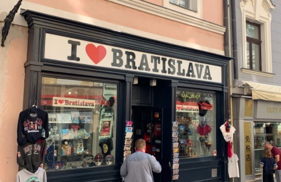 Liptovski Hradok - Bratislava 